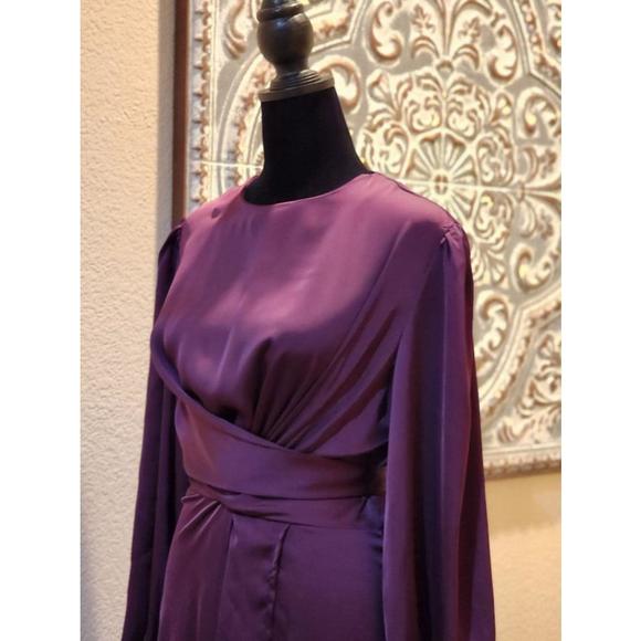 ♦️SOLD♦️ - PinupArt - Elegant Empire Waist Satin Maxi Dress - Size M - NWT - Picture 4 of 7